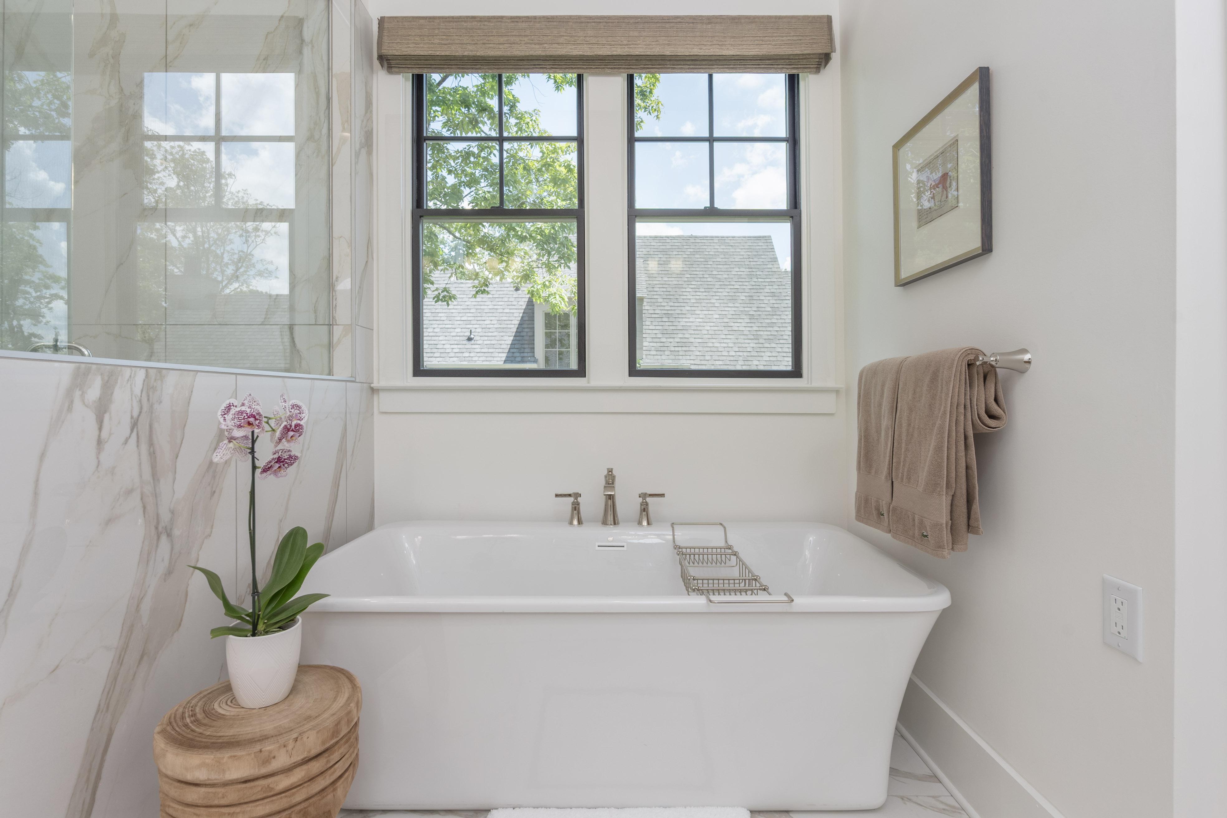 1041 Holt's Ferry image 27